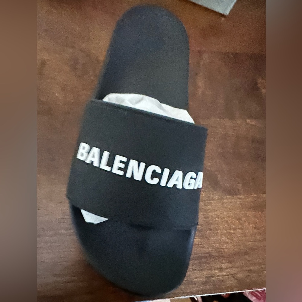 Women’s slides